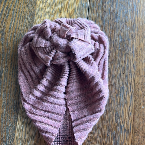 Bunny Knots Infant Hats with bows Bundle of 7 Size Small - Picture 8 of 11